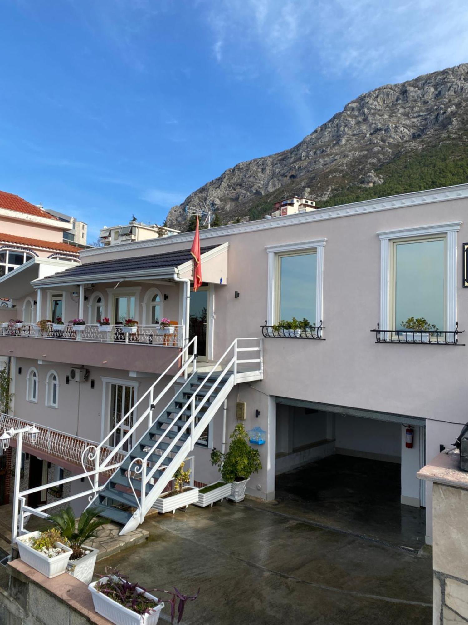 Alesio Guest House Krujë Exterior foto